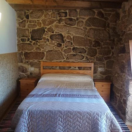 Villa Casa do Xurés Maus de Salas Esterno foto
